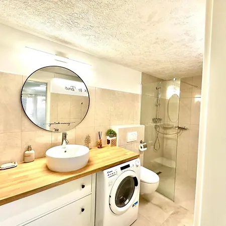 New Comfortable And Cute One-room Of 33 M2 Appartement *